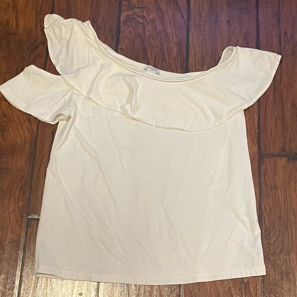 *3 for $25* White JCrew Asymmetrical Off the Shoulder Top XS
